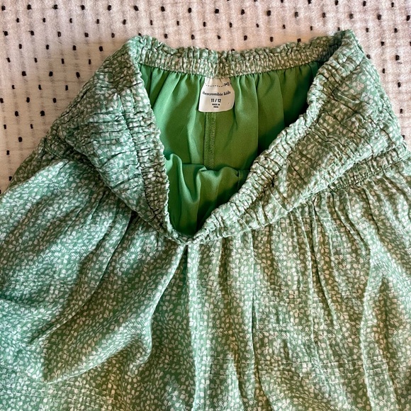 Girls Abercrombie skirt shorts, size 11/12 - Picture 3 of 3